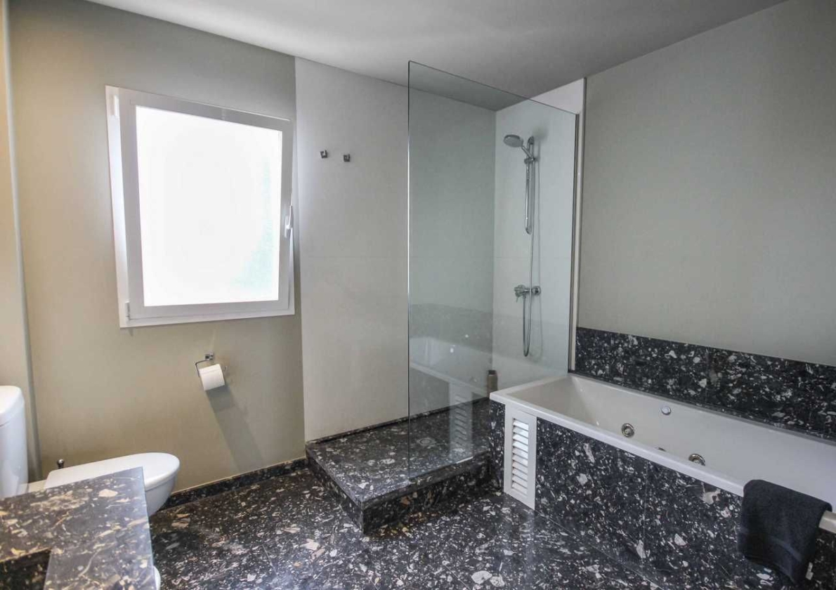 Villa for sale in Alfaz del Pi