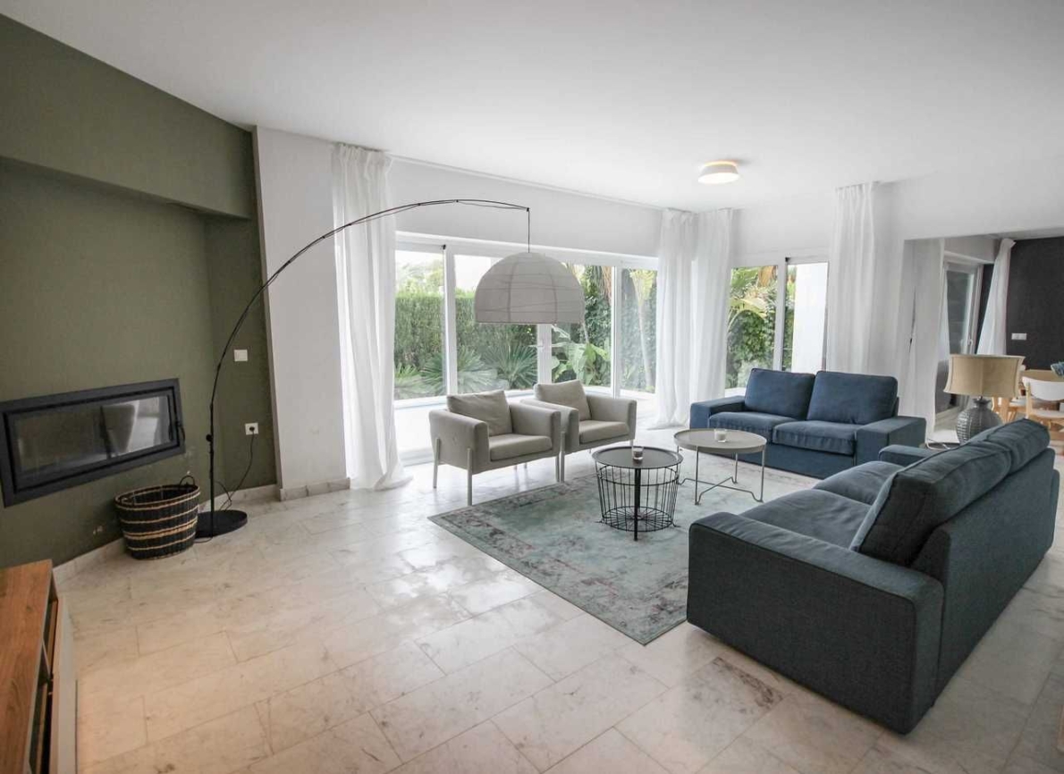 Villa for sale in Alfaz del Pi