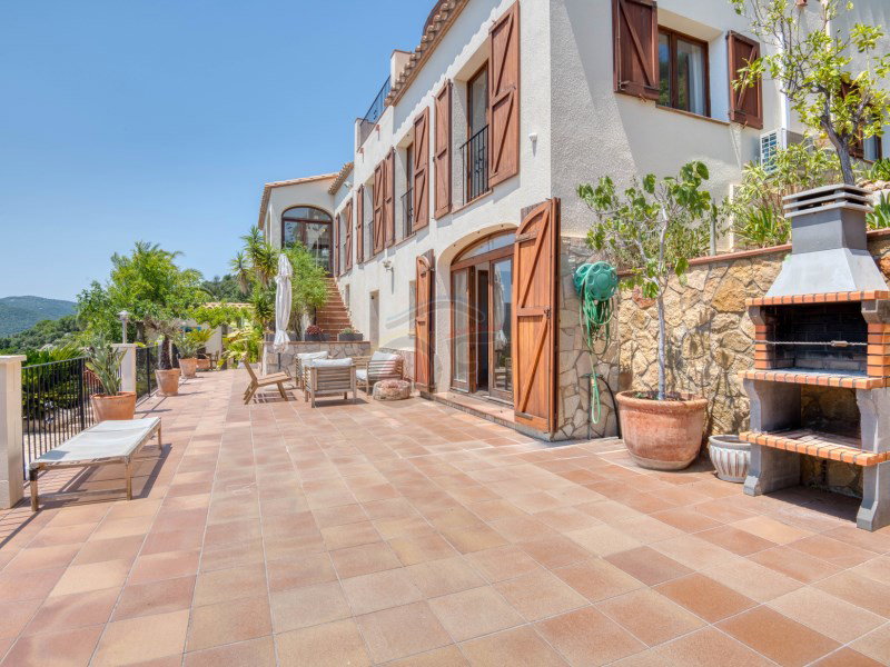 Villa for sale in Calonge