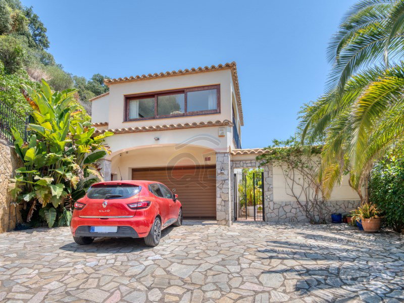 Villa for sale in Calonge