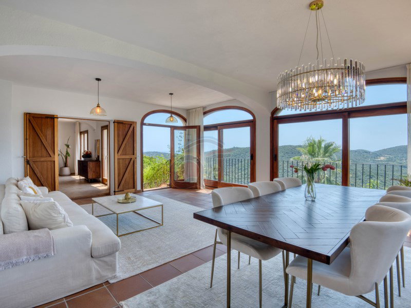 Villa for sale in Calonge