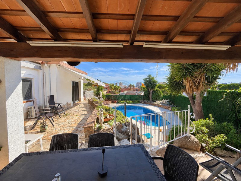 Villa for sale in Calonge