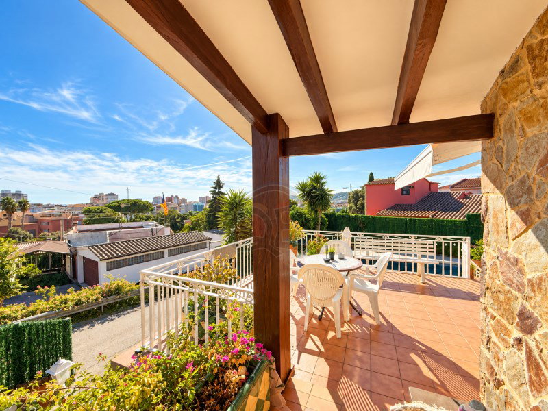 Villa for sale in Calonge