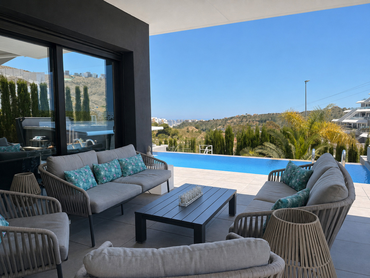 Villa for sale in Finestrat