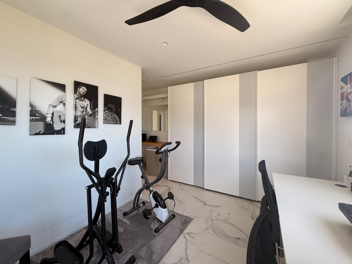 Villa for sale in Finestrat