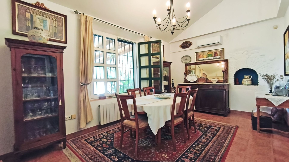Finca for sale in Campanillas
