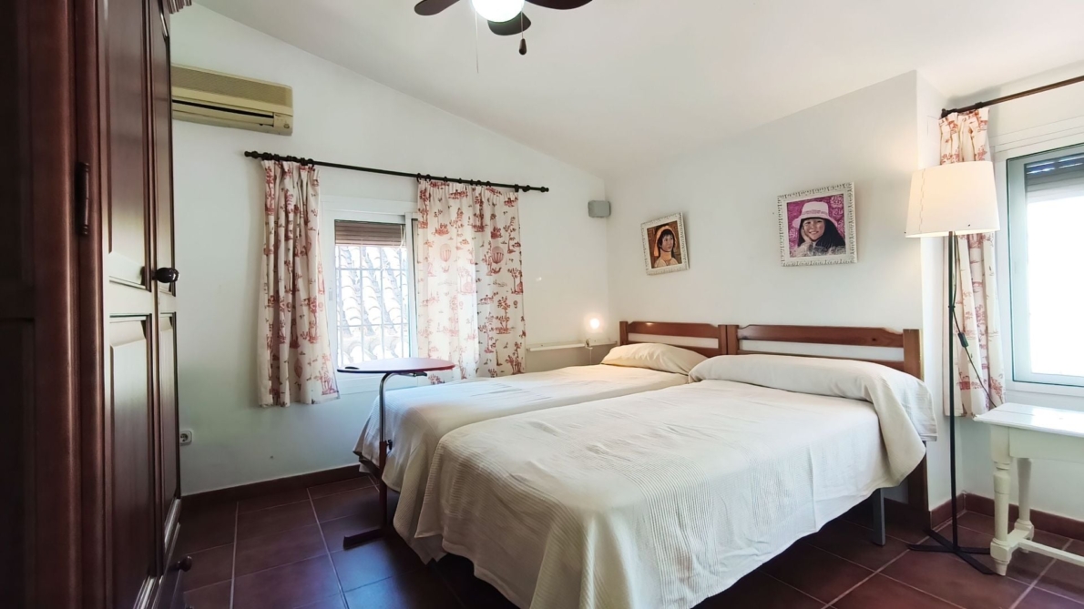 Finca for sale in Campanillas