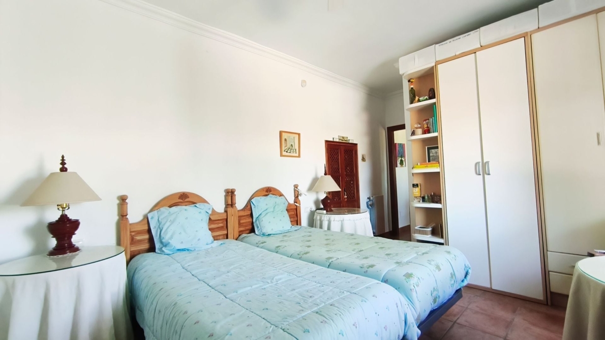 Finca for sale in Campanillas