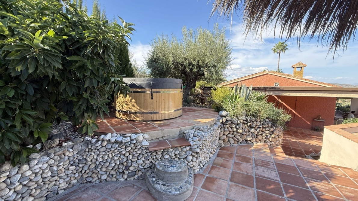 Finca for sale in Alhaurín de la Torre