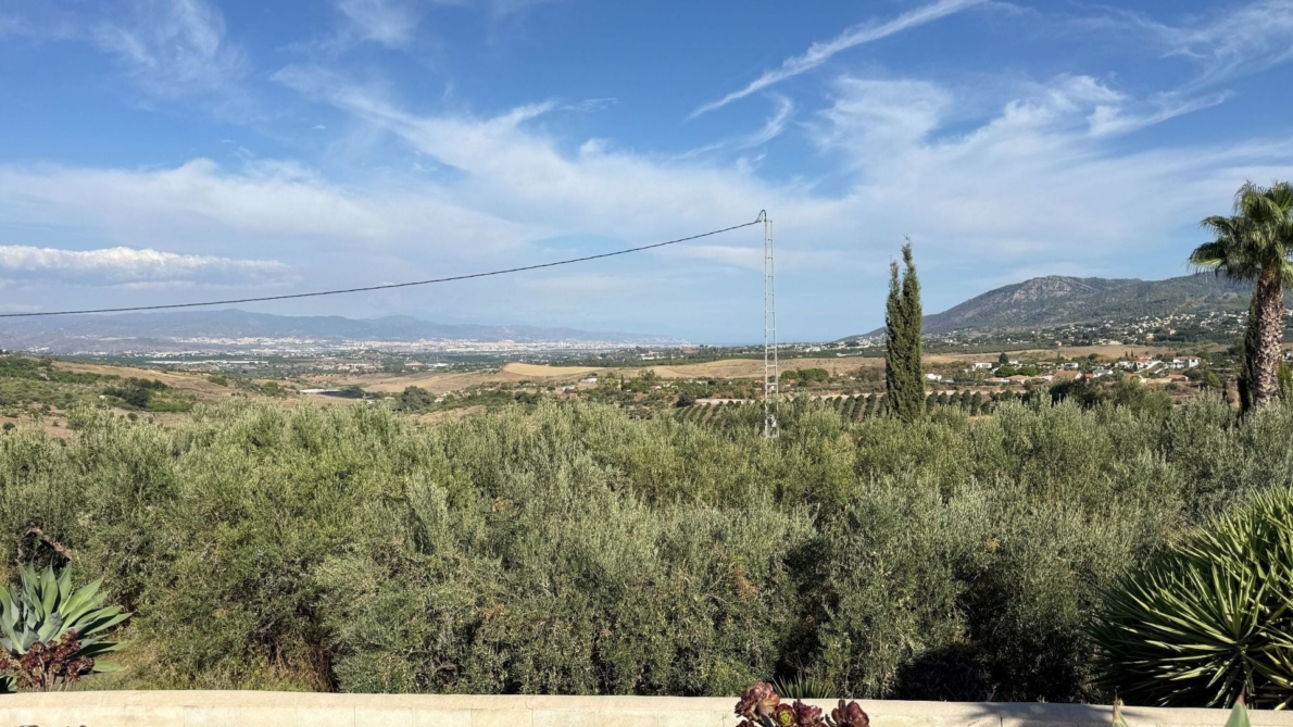 Finca for sale in Alhaurín de la Torre