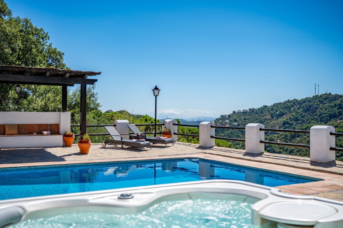 DP-52-F5521054-1 Finca for sale in Casares