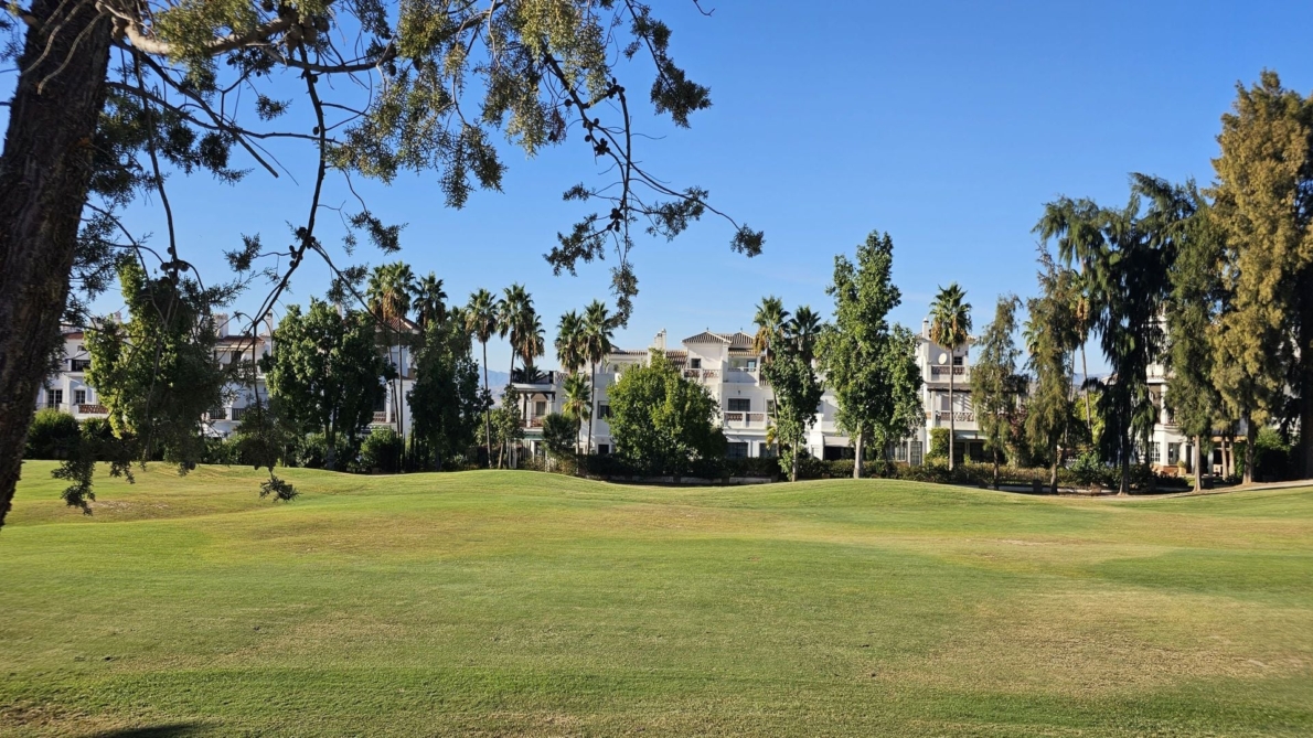 DP-52-TH5502712-1 Townhouse for sale in Lauro Golf