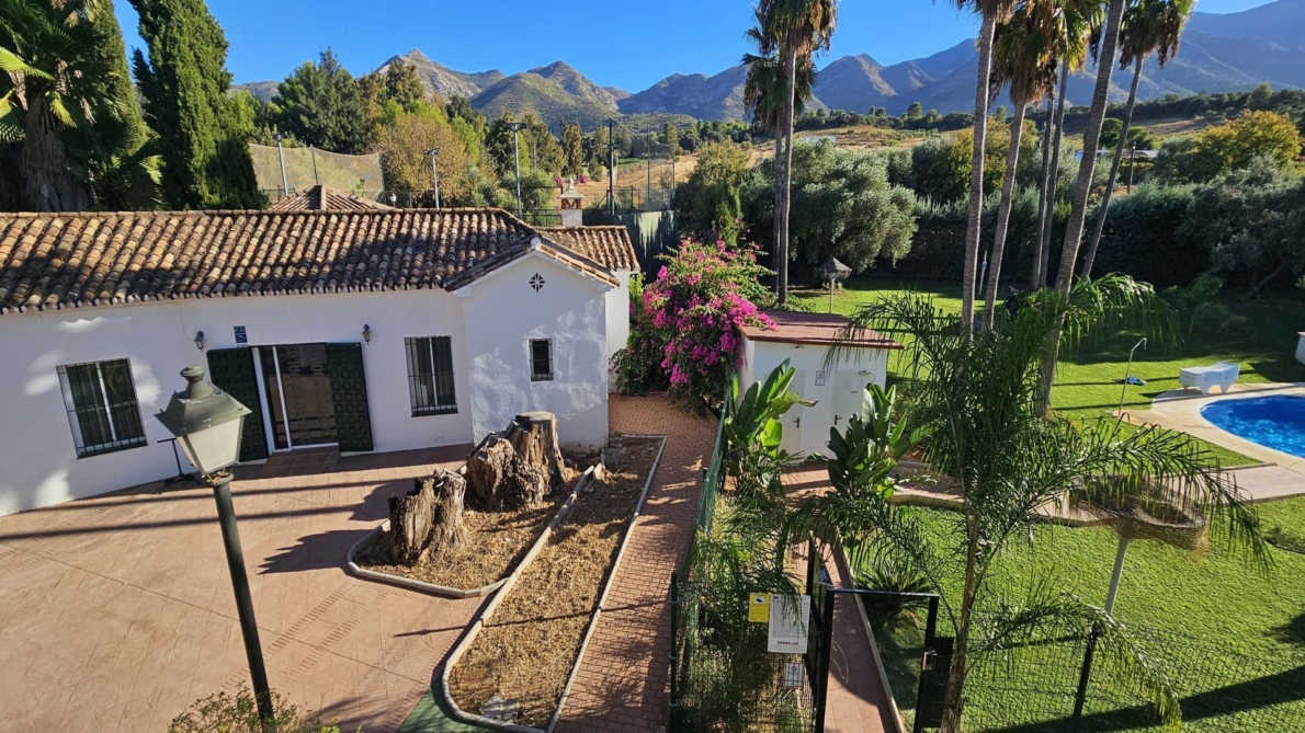 DP-52-TH5502712-37 Townhouse for sale in Lauro Golf