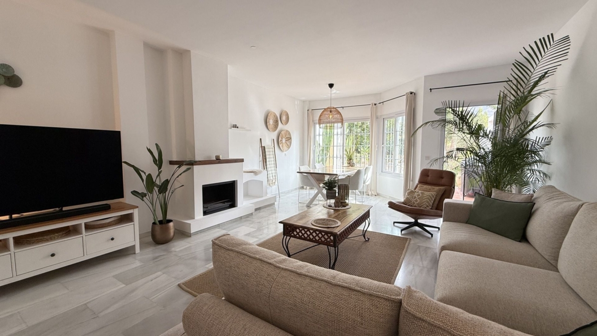 DP-52-TH5502712-5 Townhouse for sale in Lauro Golf