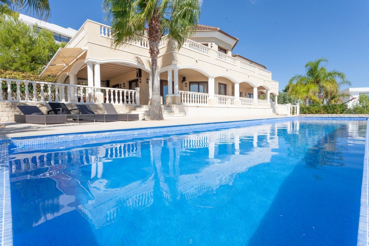 Villa for sale in Benissa