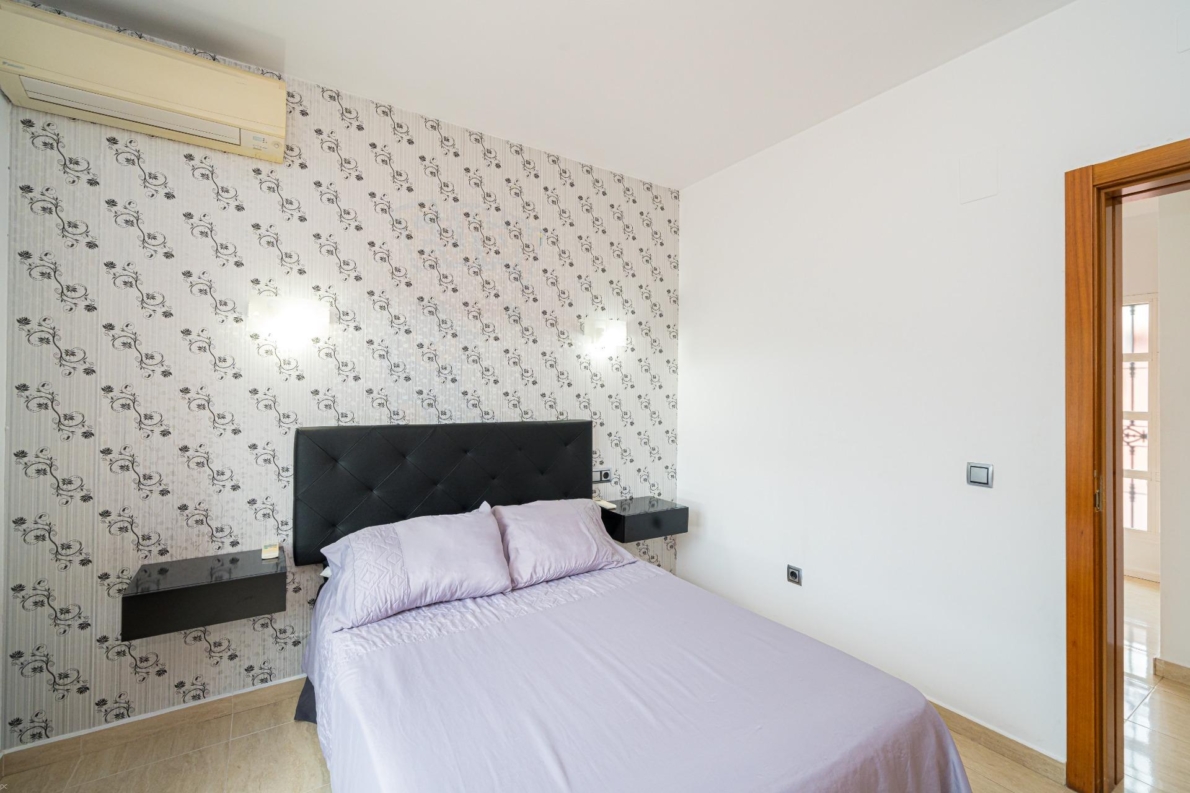 Villa for sale in Orba