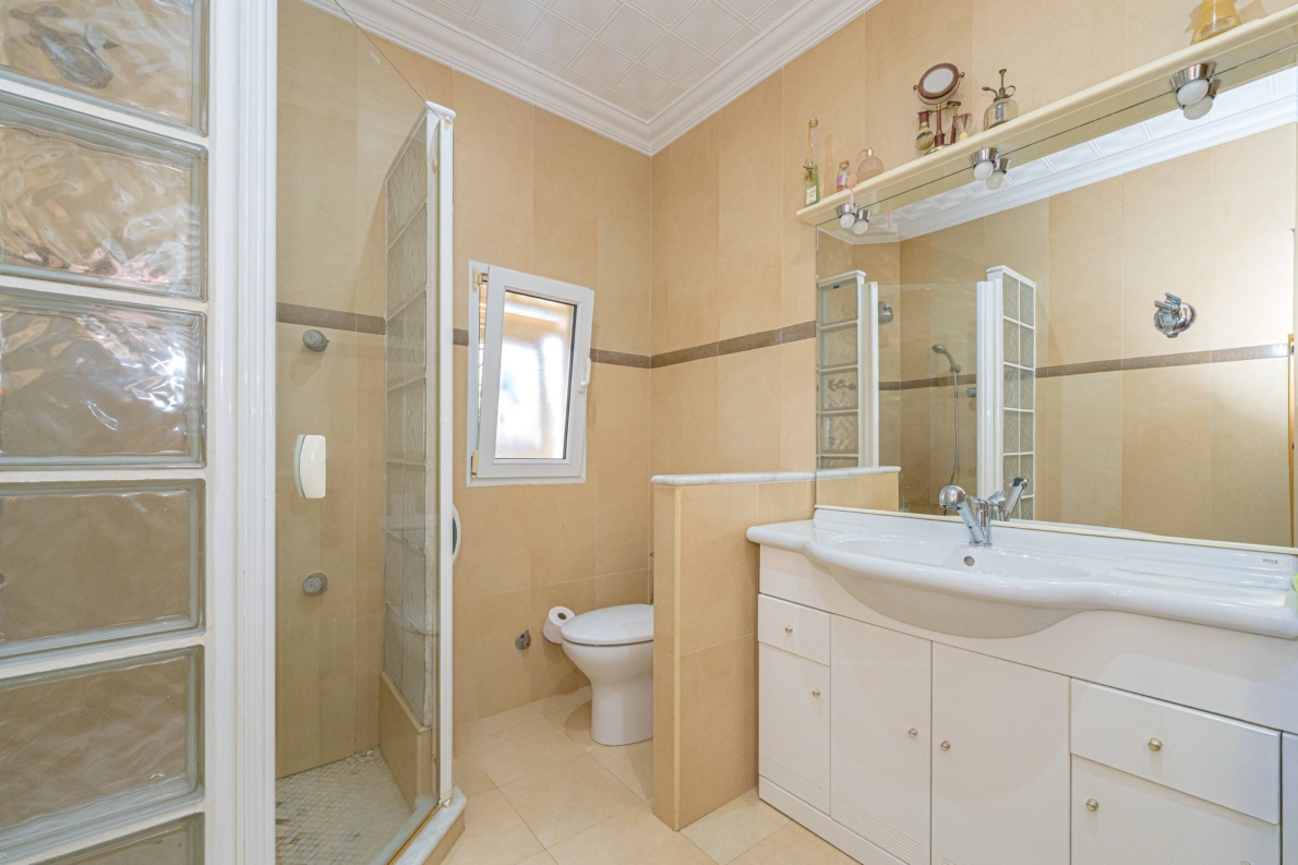 Villa for sale in Parcent