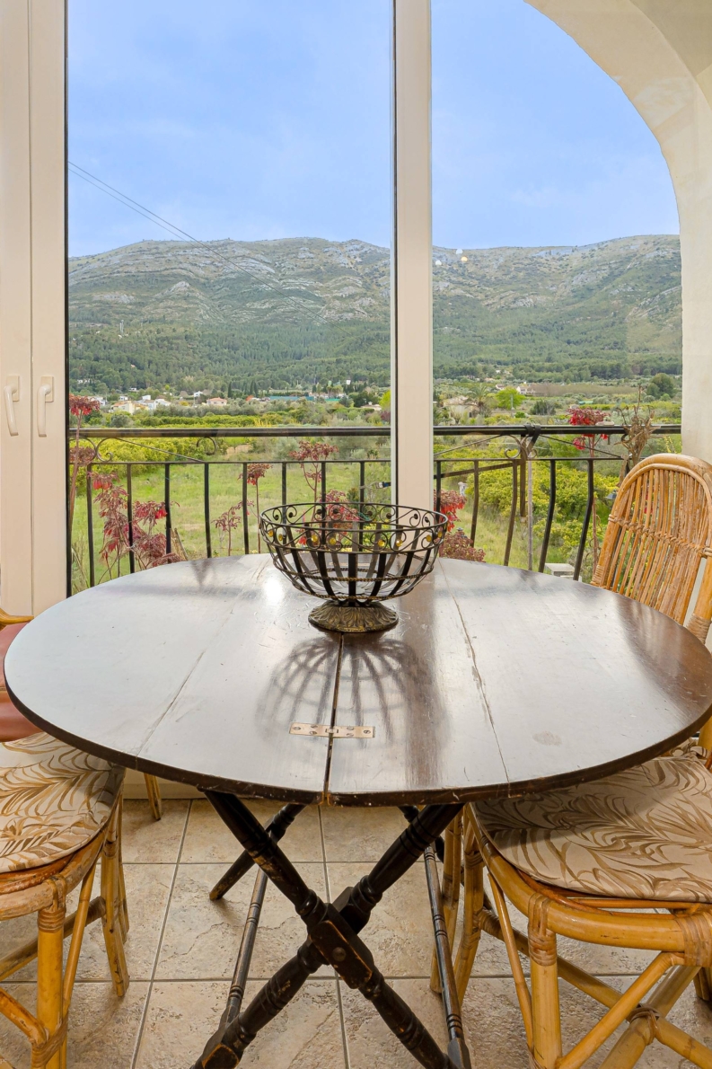 Villa for sale in Parcent