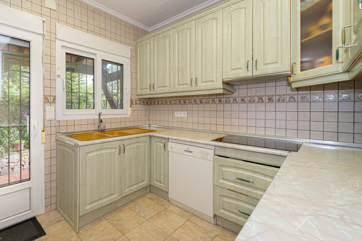 Villa for sale in Parcent