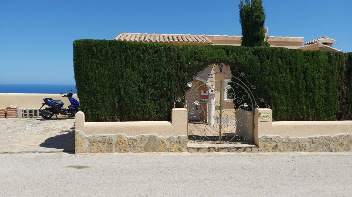 Villa for sale in Benitachell