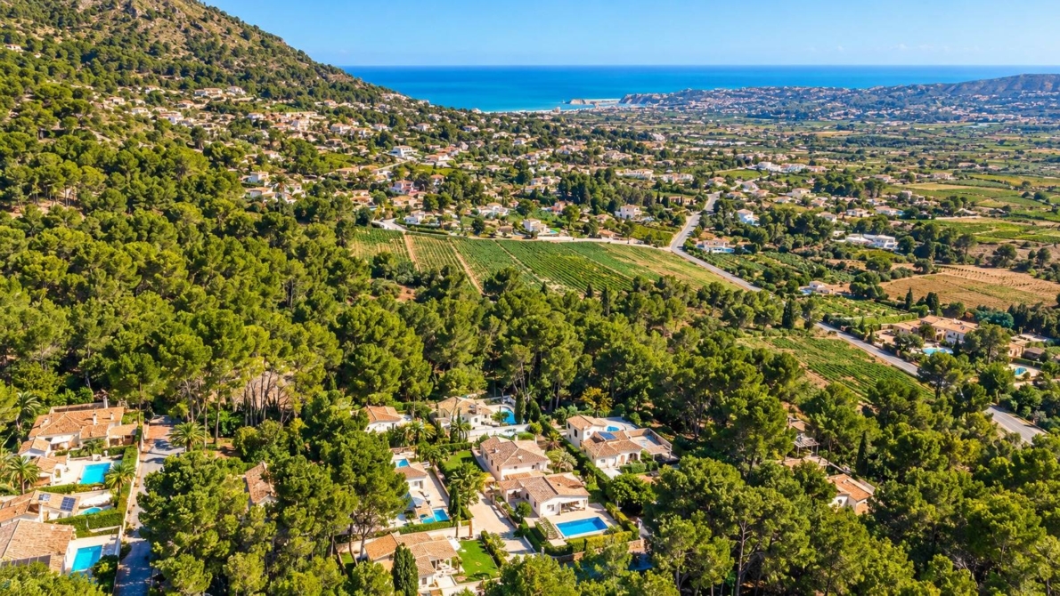 Villa for sale in Denia