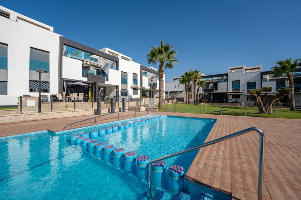 Penthouse for sale in Punta Prima
