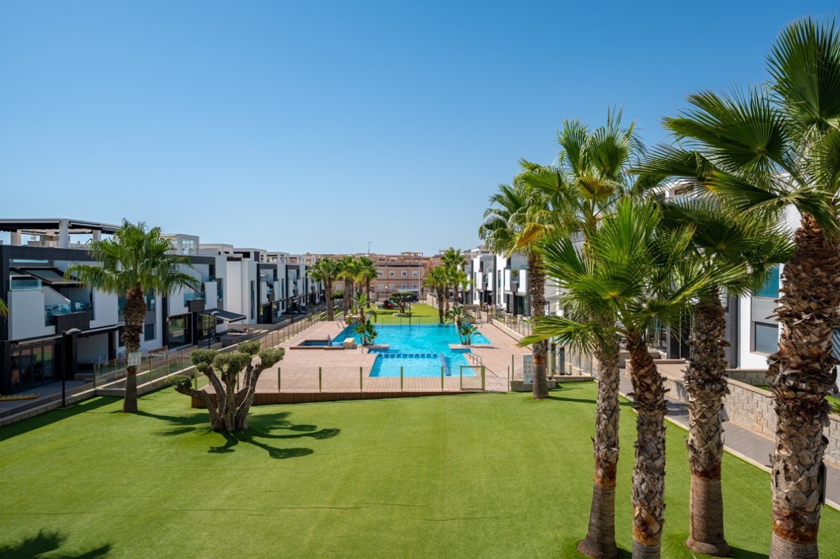 Penthouse for sale in Punta Prima