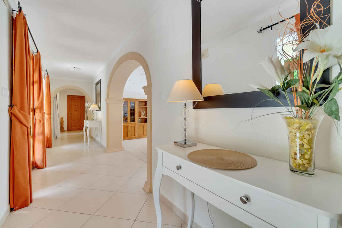 Villa for sale in Benigembla