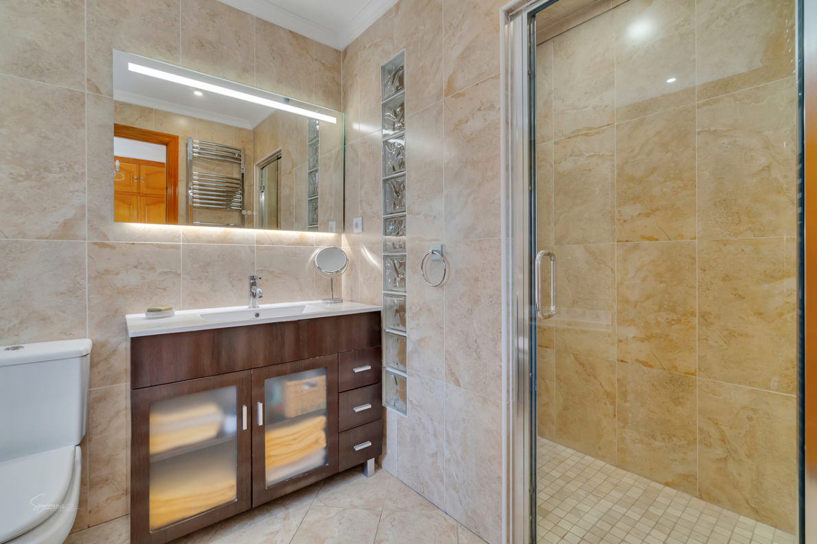 Villa for sale in Benigembla
