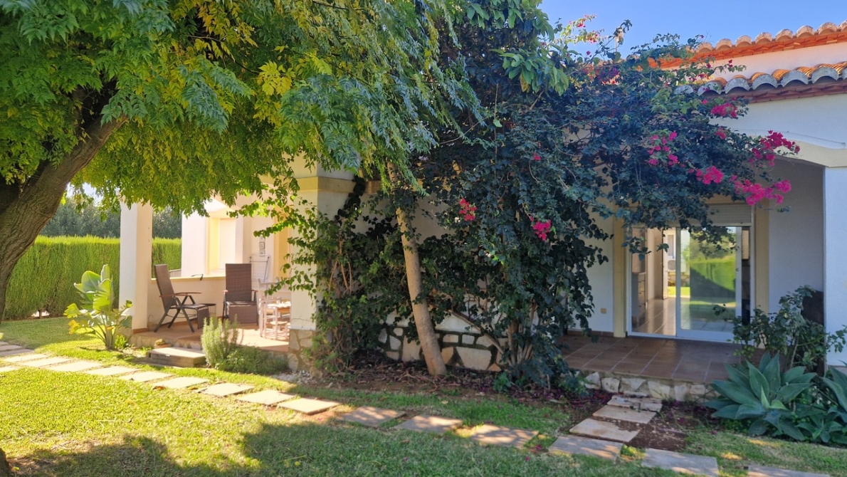 DP-90-2435-12 Villa for sale in Beniarbeig