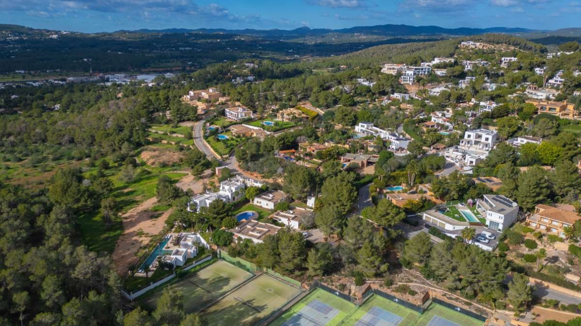 DP-91-637707-5 Land for sale in Can Furnet