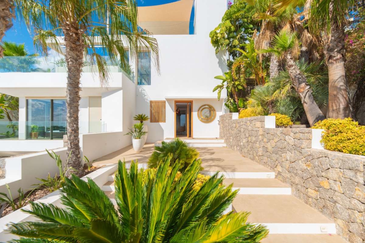 Villa for sale in Cap Martinet