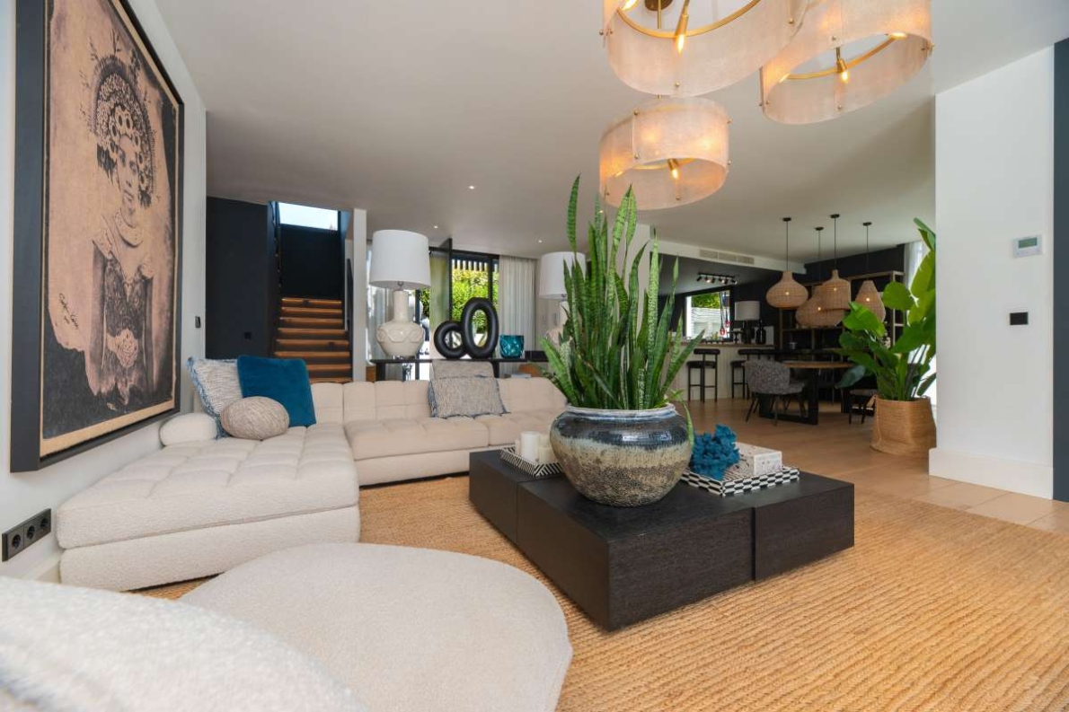Villa for sale in Cala Conta