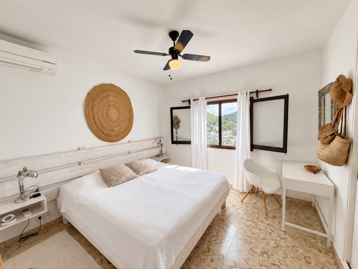 DP-91-760659-15 Villa for sale in Cala Llonga