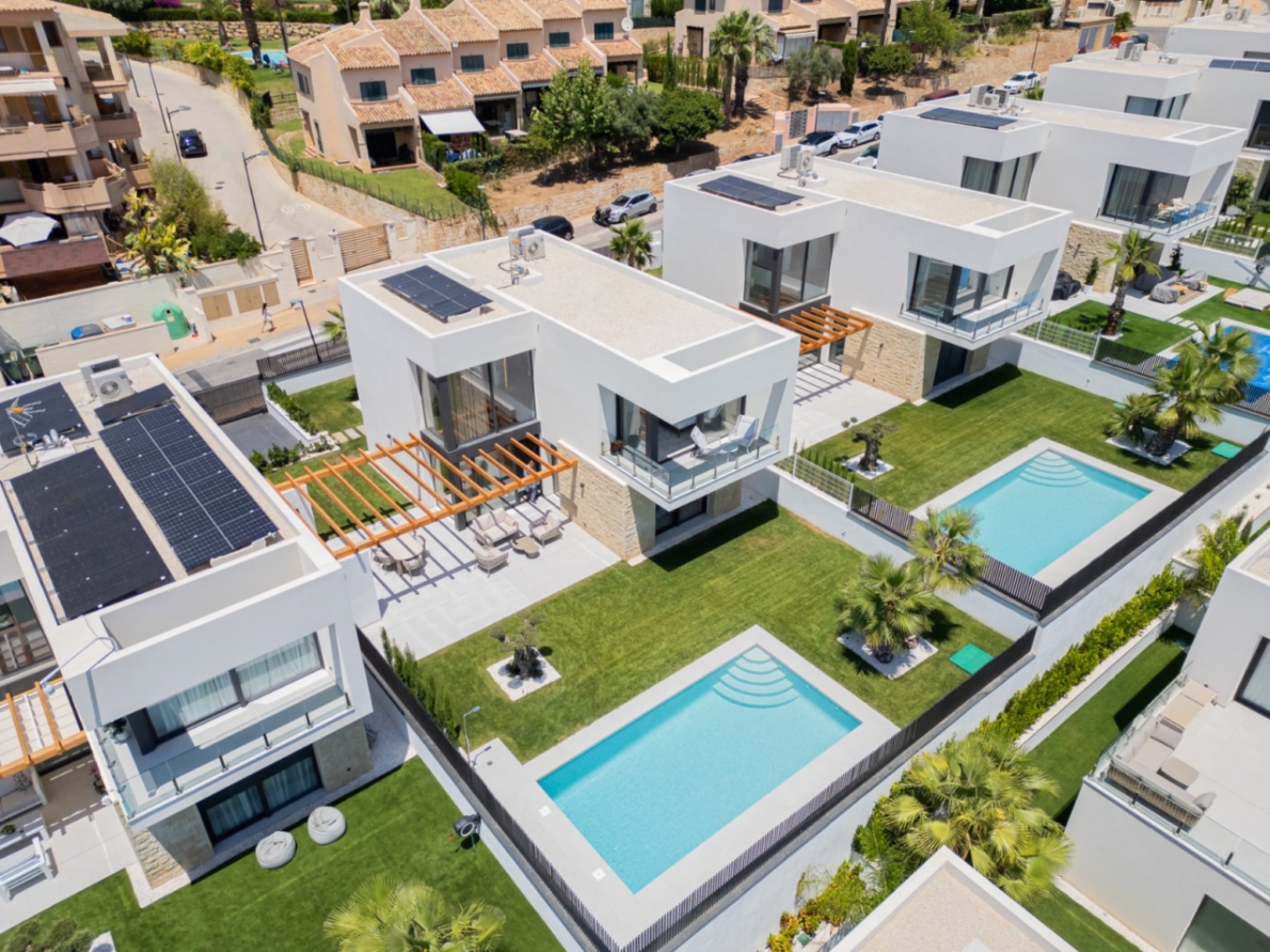 Villa for sale in Finestrat
