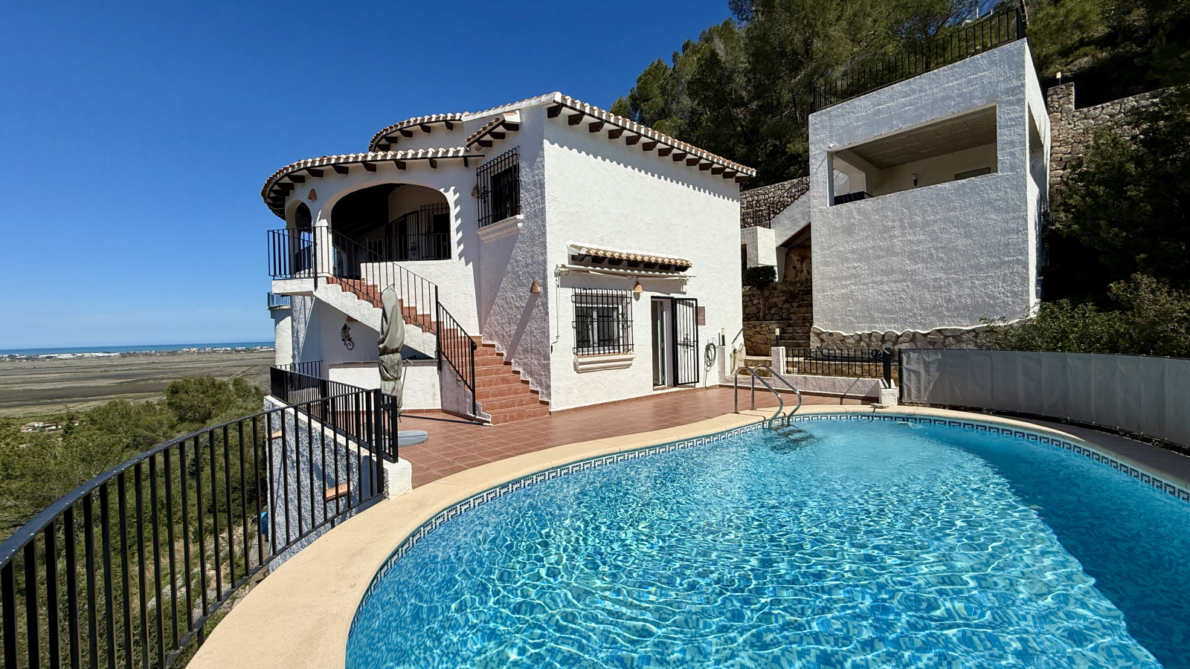 Villa for sale in Pego – Monte Pego