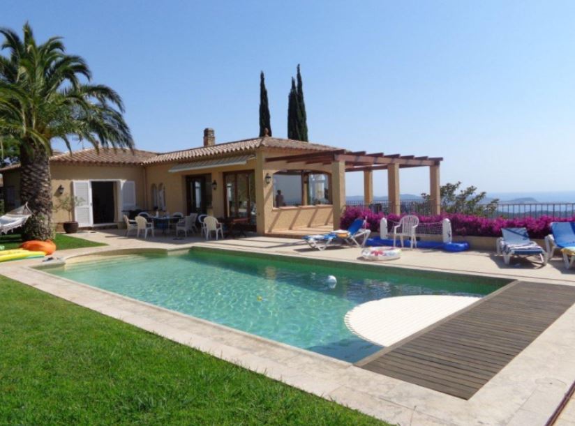 villa-for-sale-in-platja-daro-costa-brava