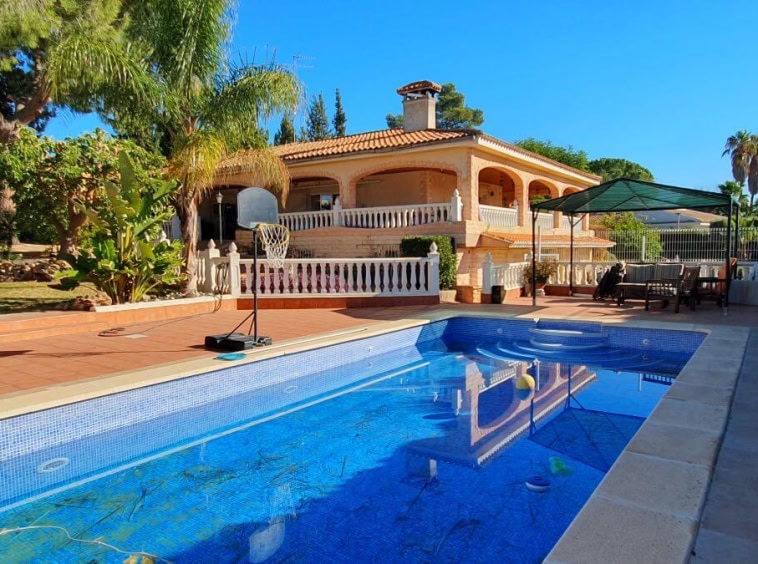 Big detached villa in La Eliana, Valencia